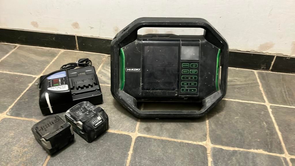 Hikoki accu bouwradio, Ophalen, Gebruikt, Bouwradio