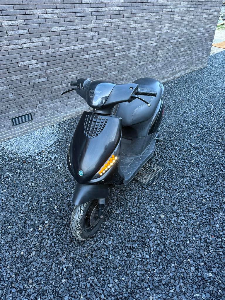 Piaggio zip 2t 70cc, Ophalen, Zo goed als nieuw, Zip