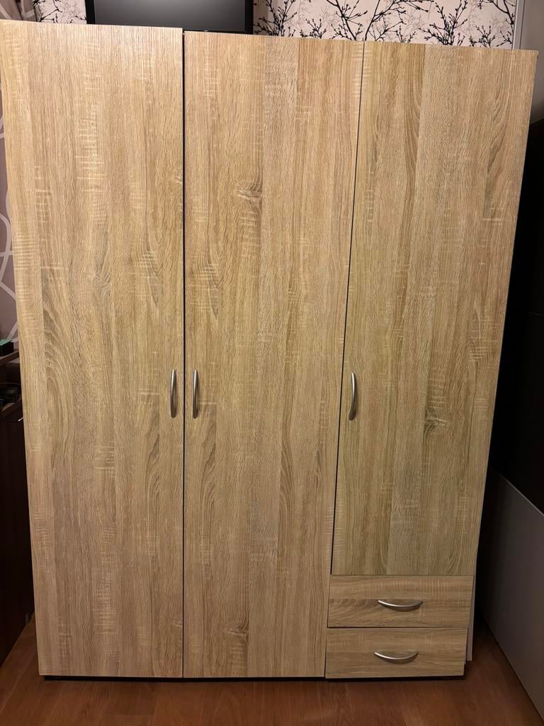 Kleerkast, Ophalen, Zo goed als nieuw
