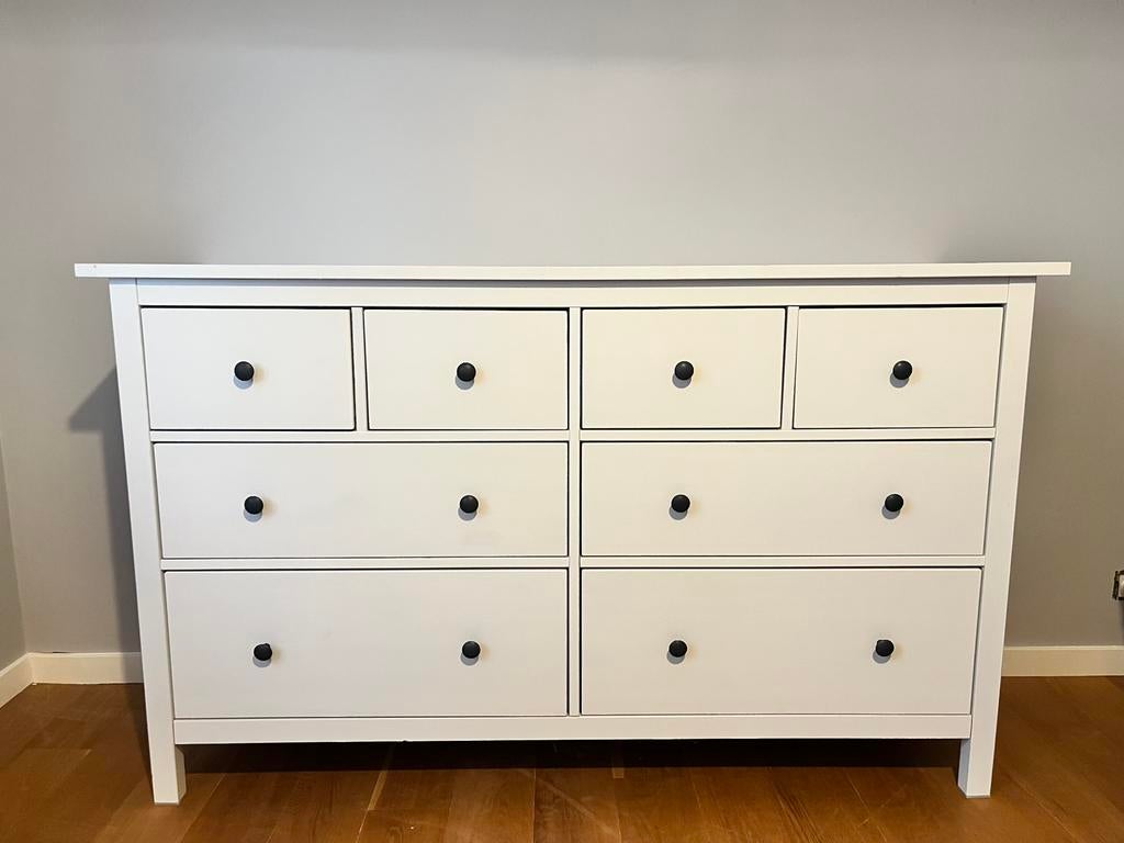 Grande commode IKEA HEMNES - 8 tiroirs, Maison & Meubles, Armoires | Commodes, Enlèvement, Comme neuf