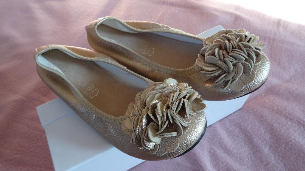 BALLERINE LOLA LIZA POINTURE 39 NEUVE, Neuf, Enlèvement ou Envoi, Lola & Liza, Autres couleurs