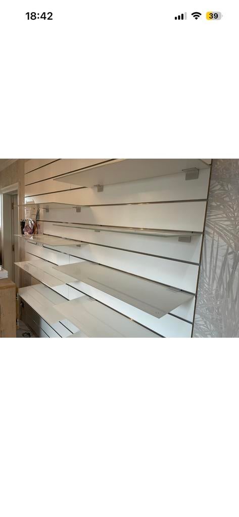 Winkelrekken, Zakelijke goederen, Ophalen