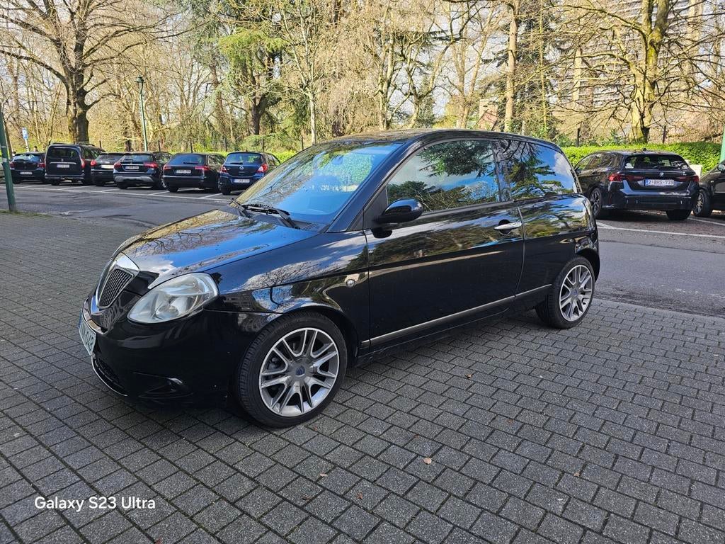 LANCIA YPSILON, Autos, Lancia, Achat, Entreprise, Boîte manuelle, Berline
