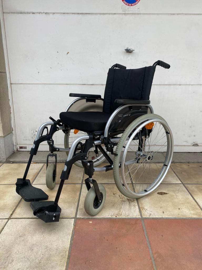 Chaise roulante OTTOBOCK pliante, Diversen, Rolstoelen, Zo goed als nieuw, Ophalen of Verzenden
