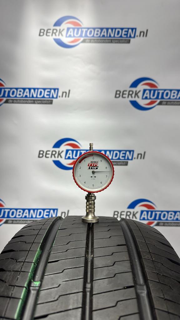 2x Continental VanContact Eco 235/65 R16C 115/113R 235/65/16, Auto-onderdelen, Banden en Velgen, -, Ophalen of Verzenden, 235 mm