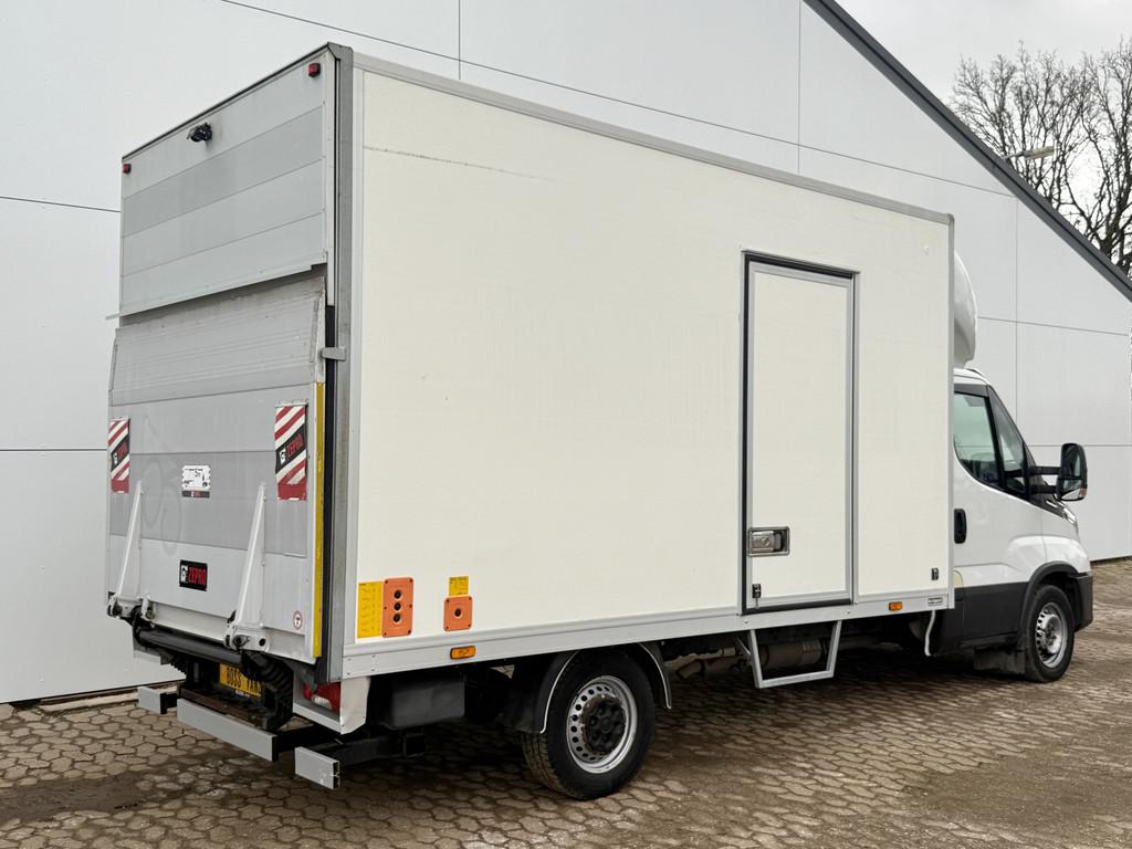 Iveco Daily 35S18 3.0 Automaat Laadklep LED Climate Bakwagen, Auto's, Automaat, Achterwielaandrijving, 4 cilinders, Iveco