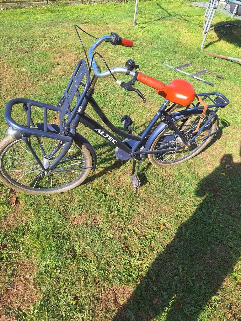 Meisjesfiets te koop, Enlèvement