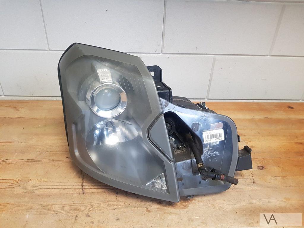 Cadillac CTS 2002 - 2007 xenon koplamp rechts 15145302 €250, Cadillac, Gebruikt, -, -