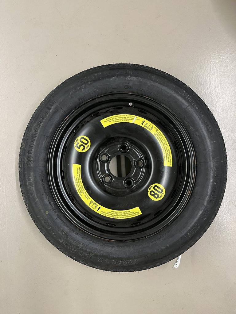 Thuiskommer Continental 135-80-17 102 M, Auto-onderdelen, Banden en Velgen, Gebruikt, -, -, Banden en Velgen