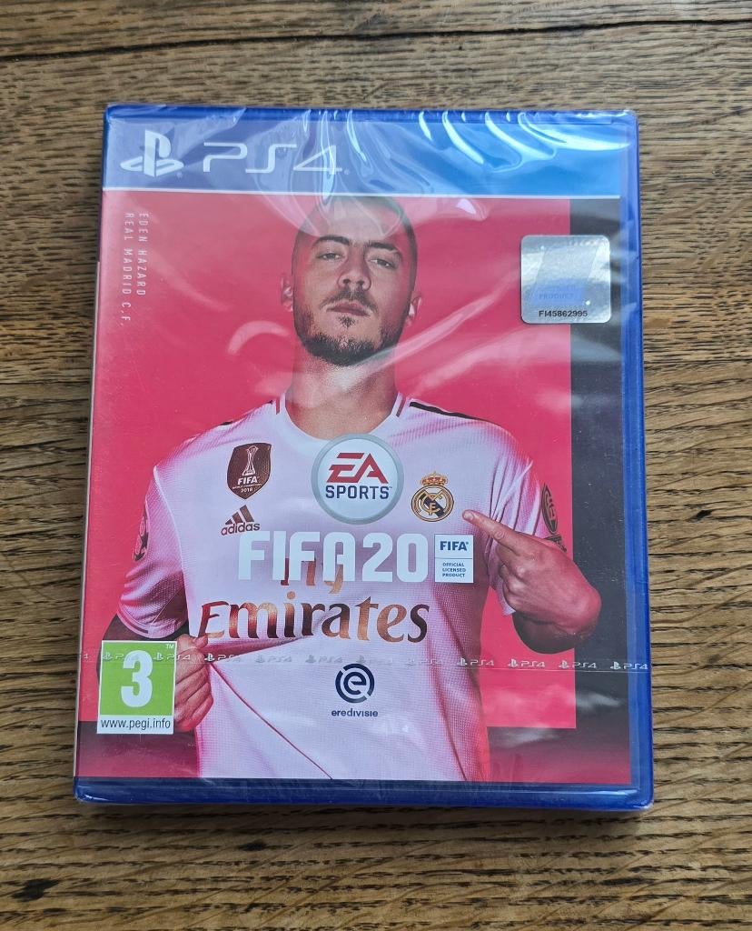 FIFA 2020 ps4 sous celo, Consoles de jeu & Jeux vidéo, Neuf, Enlèvement ou Envoi, À partir de 3 ans, 3 joueurs ou plus