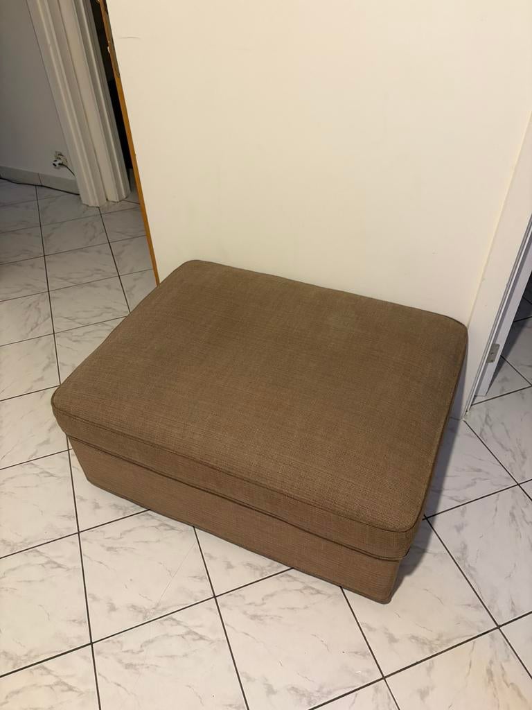 Repose pied kivik, Enlèvement, Comme neuf