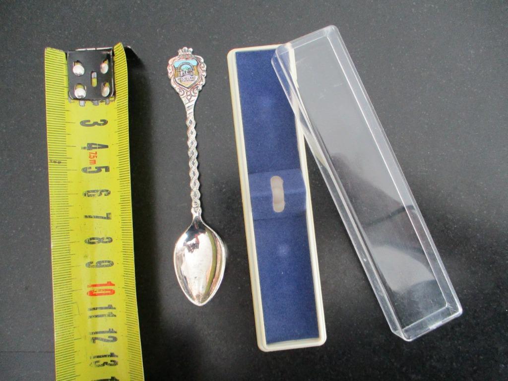 vintage souvenir theelepel in doosje,heilig land stichting, Verzamelen, Overige materialen, Gebruikt, Verzilverd, Ophalen of Verzenden