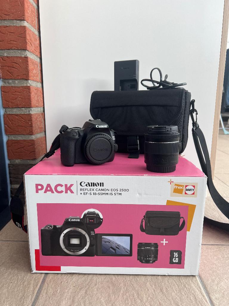 Appareil photo canon reflex pack, Ophalen of Verzenden, Zo goed als nieuw, Spiegelreflex, Canon