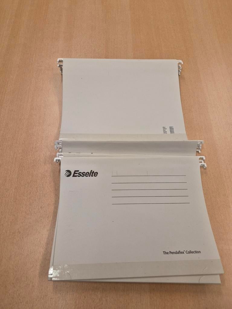 48 nouveaux dossiers suspendus Esselte, Enlèvement ou Envoi, Neuf