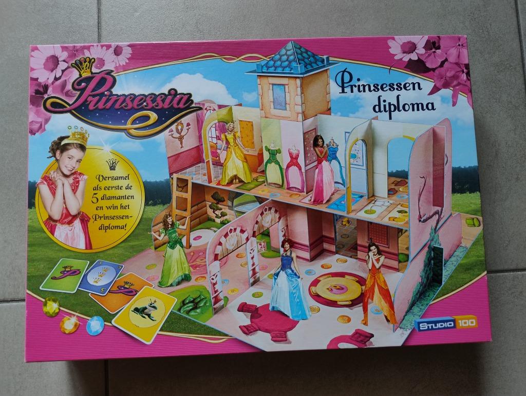 Prinsessendiploma van Prinsessia Studio 100, Hobby en Vrije tijd, Ophalen of Verzenden, Zo goed als nieuw, Studio100
