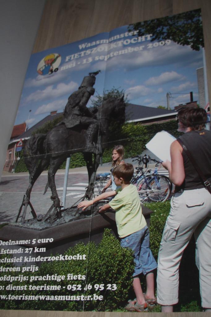 Jommeke , 2009 , vouw poster Fietszoektocht, 59x42 cm, Ophalen of Verzenden, Overige figuren, Zo goed als nieuw, Plaatje, Poster of Sticker