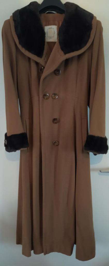 LANGE MANTEL MET PELS -  Maat M, Bruin, Nieuw, Ophalen of Verzenden, ANDERE
