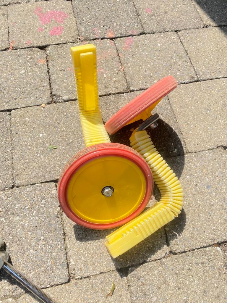 Zijwieltjes gratis, Ophalen