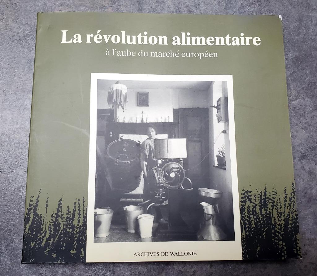 Livre de 204 pages en N/B., Verzamelen, Merken en Reclamevoorwerpen, Gebruikt, Ophalen of Verzenden