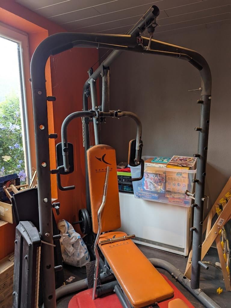 Banc de musculation complet avec plusieurs poids (+/-60Kg), Ophalen, Gebruikt, Benen, Overige typen