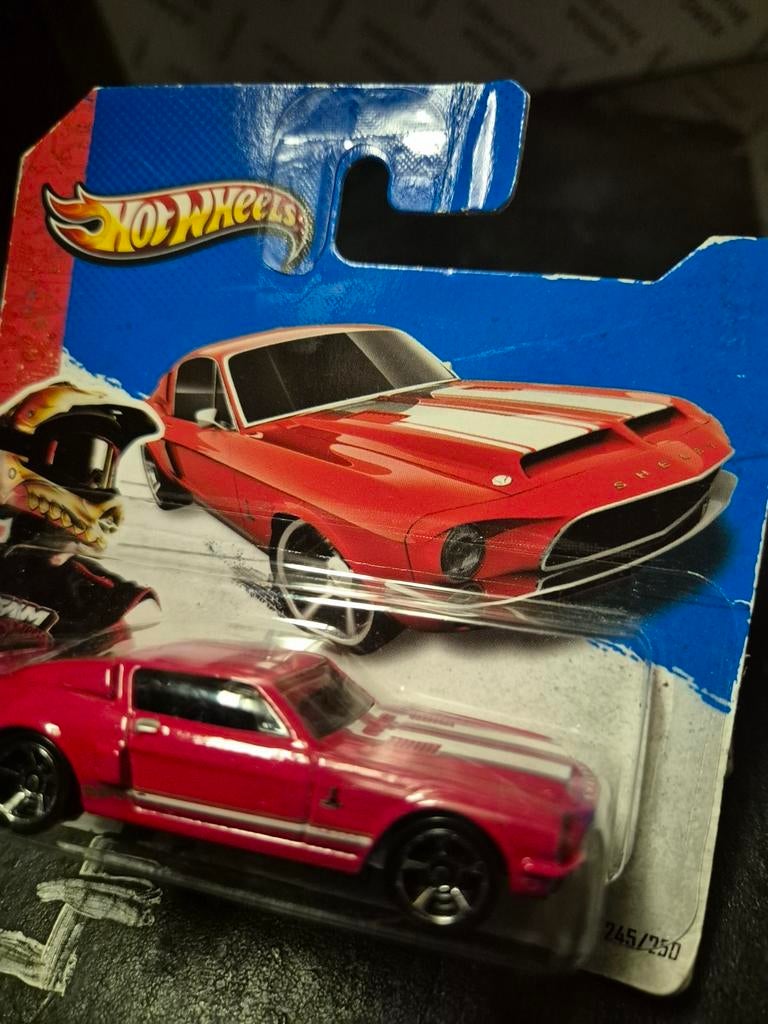 Hotwheels Verschillende ford mustang modellen 1.64, Enlèvement ou Envoi, Comme neuf
