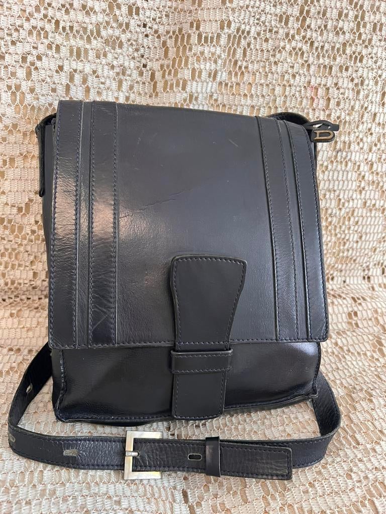 Sac bandoulière DELVAUX cuir bleu marine, Bijoux, Sacs & Beauté, Enlèvement ou Envoi, Comme neuf, Bleu, Cuir