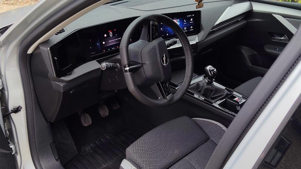 Opel Astra, Auto's, Voorwielaandrijving, Zwart, 5 deurs, Particulier