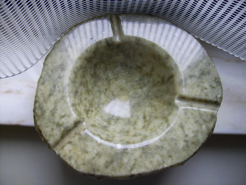 Très beau cendrier en marbre vert de carrare  garniture,, Antiquités & Art, Enlèvement ou Envoi