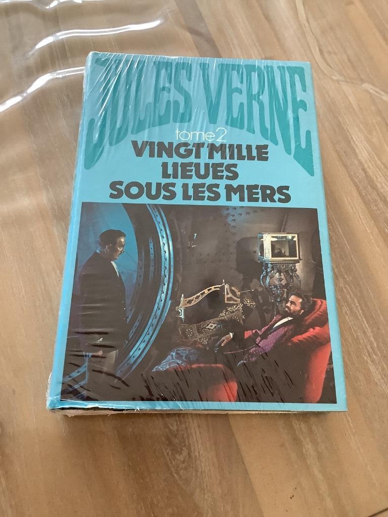 Livre Vingt mille lieues sous les mers tome 2 Jules Verne, Enlèvement ou Envoi, Neuf, Jules Verne, Europe autre