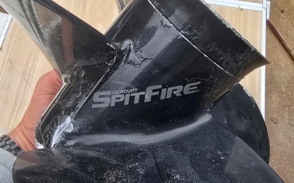 Hélice Mercury Spitfire 15P, Sports nautiques & Bateaux, Accessoires navigation, Enlèvement ou Envoi