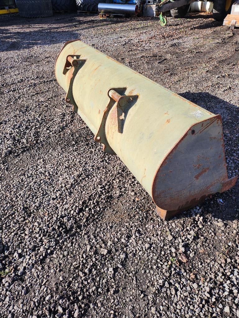 GRONDBAK VOOR VOORLADER MX, Articles professionnels, Agriculture | Outils, Enlèvement, Transport