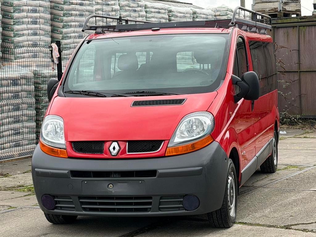 Renault trafic 1.9 DCI  / Double cabine - 74 000 Km - TVA, Autos, Achat, Entreprise, 1899 cm³, Alarme