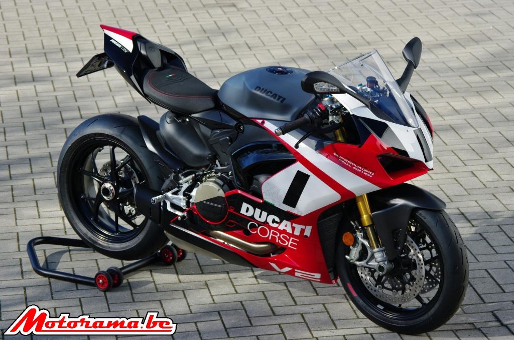 COLLECTORITEM : Ducati Panigale V2 Superquadra Edtion Finale, Motoren, Motoren | Ducati, 2 cilinders, Traction Control, Motorrijbewijs A