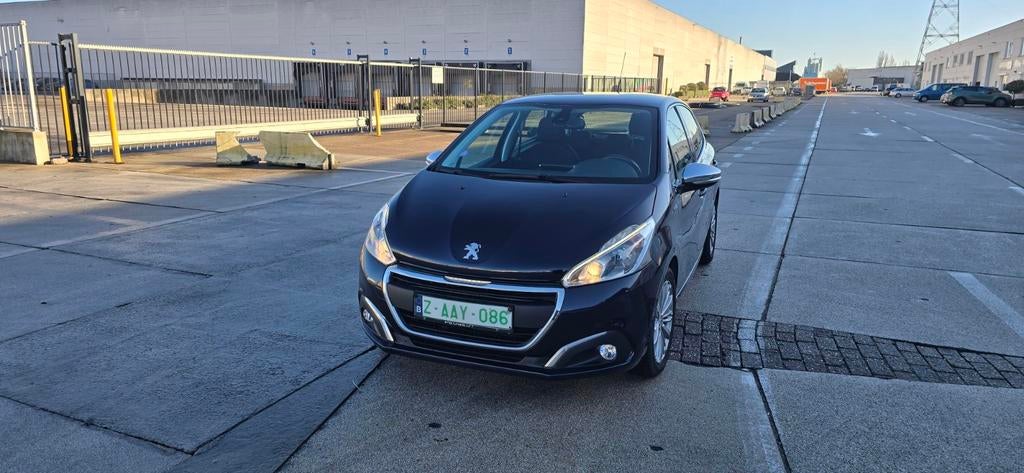 Peugeot 208 automatique essence 1,2 turbo km60 000 km 2016, Autos, Achat, Euro 6, Entreprise, Automatique