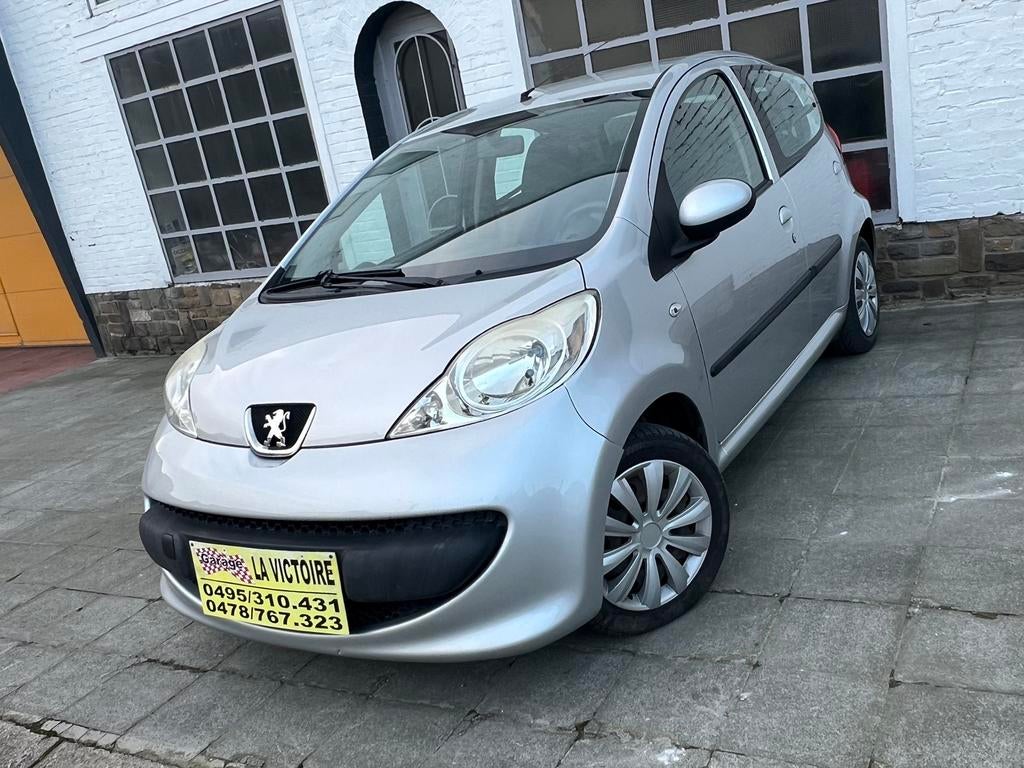 Peugeot 107 , 5 Portes 1.4 HDi 2007 année 40kw 0032478767323, Autos, Peugeot, Argent ou Gris, Achat, Entreprise, Boîte manuelle