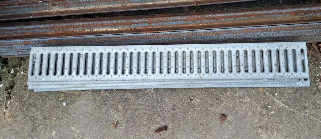 Grille de caniveau aco self 12x100, Bricolage & Construction, Enlèvement, Autres matériaux, Moins de 2 mètres
