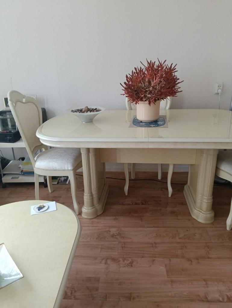 Sallle a Manger, Enlèvement