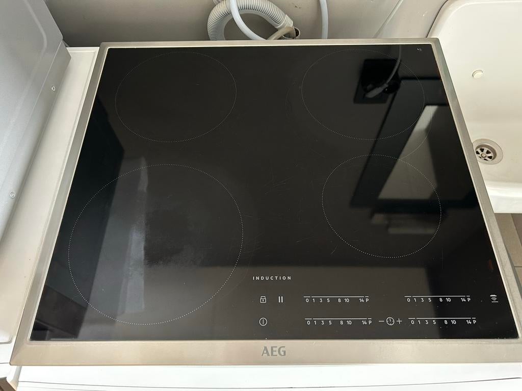 AEG inductiekookplaat-60cm-goed werkend-inbouw, 4 zones de cuisson, Encastré, Comme neuf, Enlèvement