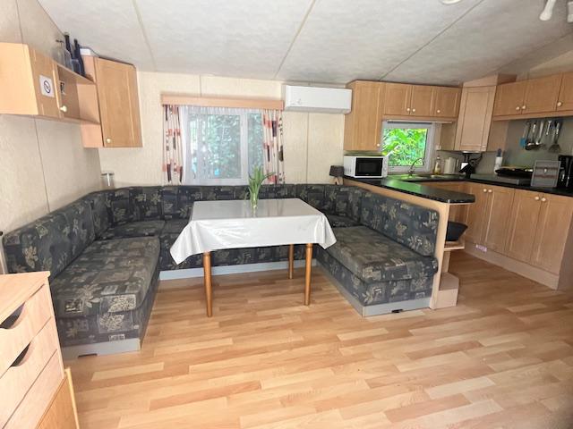 Staancaravan te huur in.zuid frankrijk, Maison & Meubles, Ameublement | Revêtements de sol, Enlèvement ou Envoi, Comme neuf