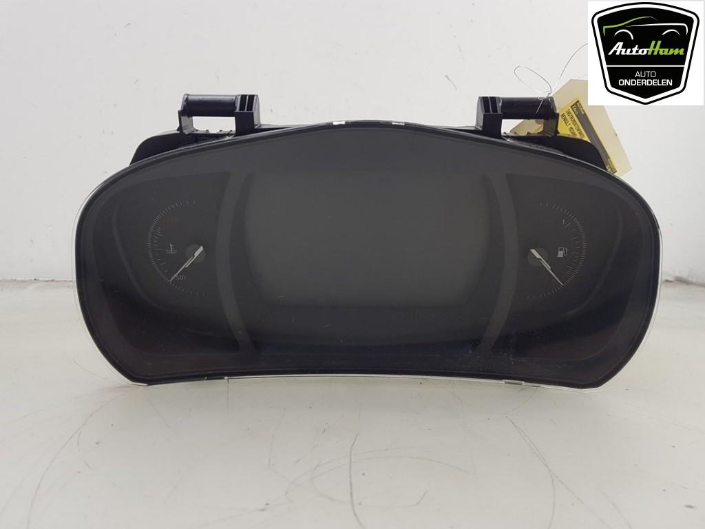 INSTRUMENTS DE BORD Renault Megane IV (RFBB) (01-2015/-), Utilisé, Renault