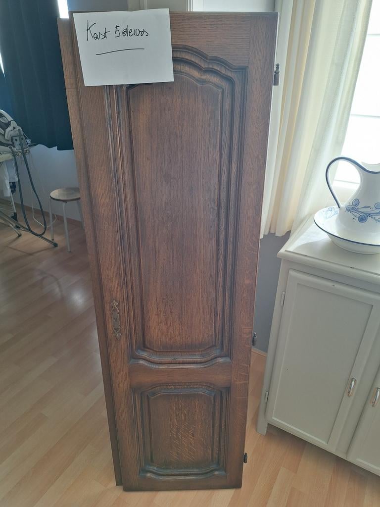 Slaapkamerkast in volle eik, Ophalen