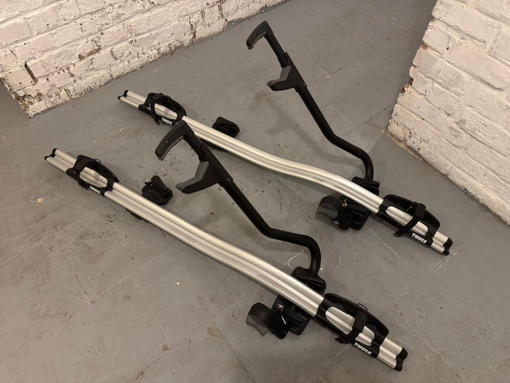 Porte-vélos de toit THULE ProRide (2x) - Neufs, Autos : Divers, Porte-vélos, Neuf, Galerie de toit, 2 vélos, Enlèvement