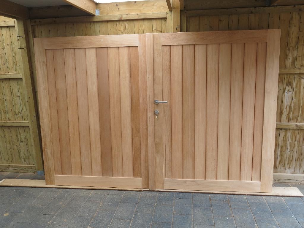 te koop prachtige afzelia  poort 3m op 1m80 mooie prijs!, Ophalen, Nieuw, 150 tot 200 cm, Hout