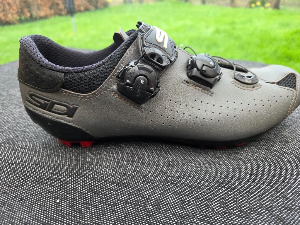 MTB Schoenen, Schoenen, Overige maten, Ophalen of Verzenden, Zo goed als nieuw