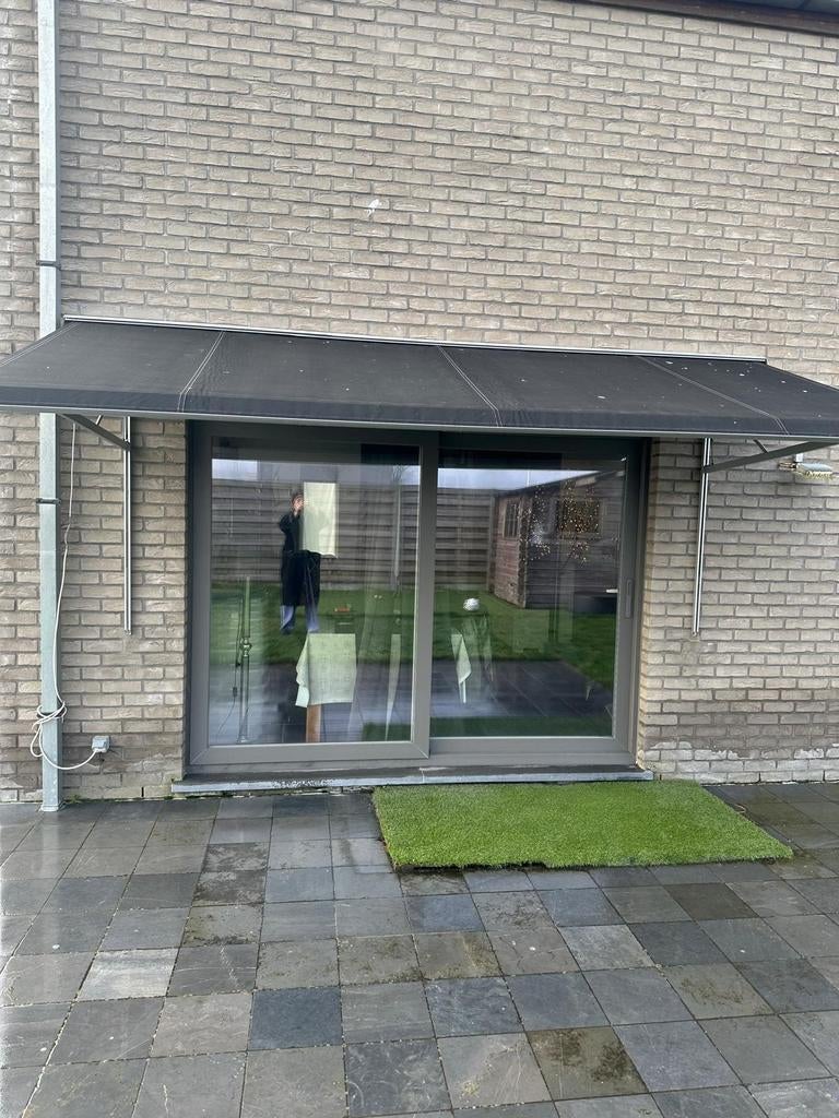 Harol zonneluifel 4meter uitval 1.60m met afstansbediening, Tuin en Terras, Ophalen