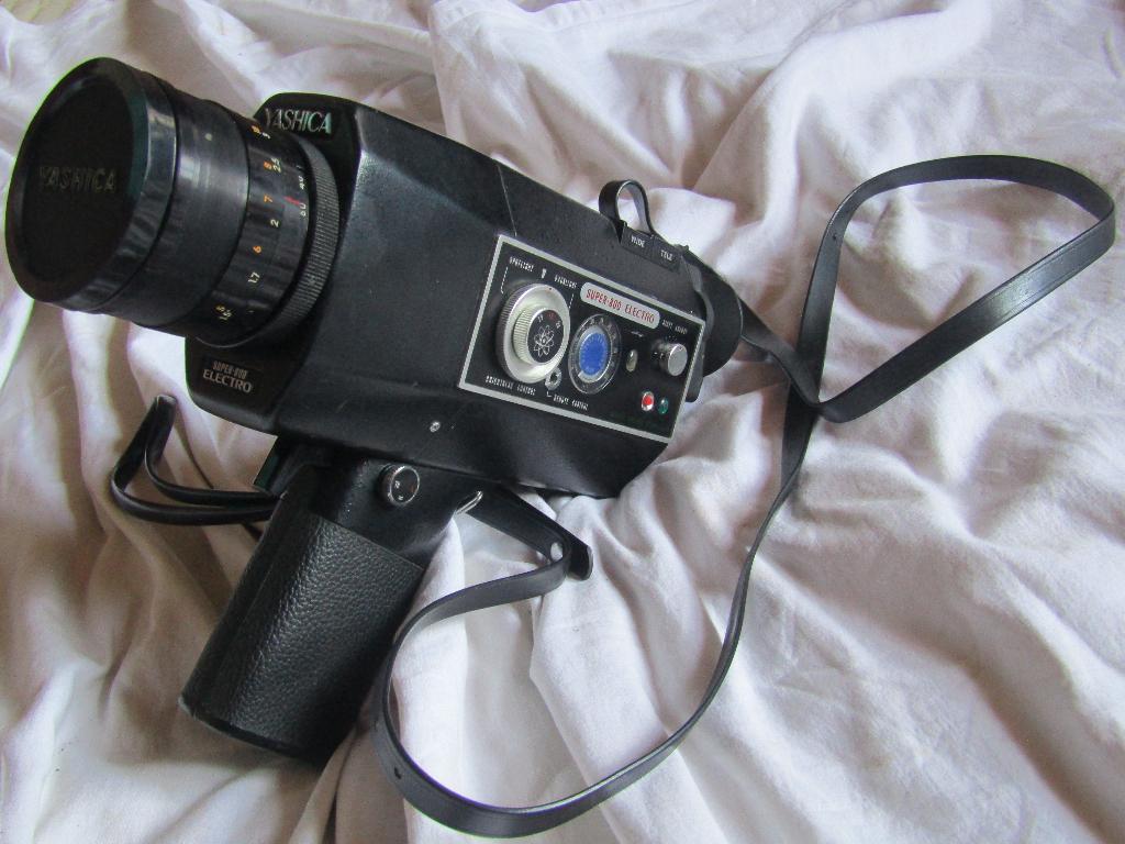 Caméra Vintage Yashica Super-8 Electro-800 - Japon, Enlèvement ou Envoi, Autres types, Caméra