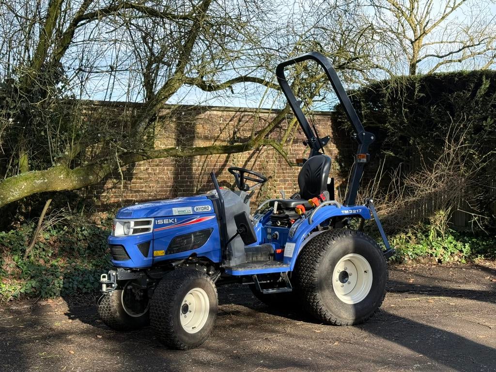 Tracteur Izeki TM 3217 avec triangle d’attelage, Articles professionnels, Autres marques, Jusqu'à 2500, Jusqu'à 80 ch, Enlèvement