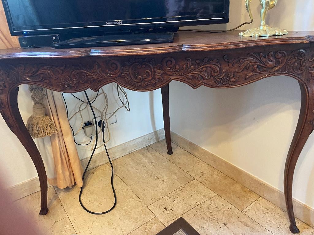 Luiks tafeltje, 3 hoekig, met mooi steekwerk., Antiek en Kunst, Ophalen