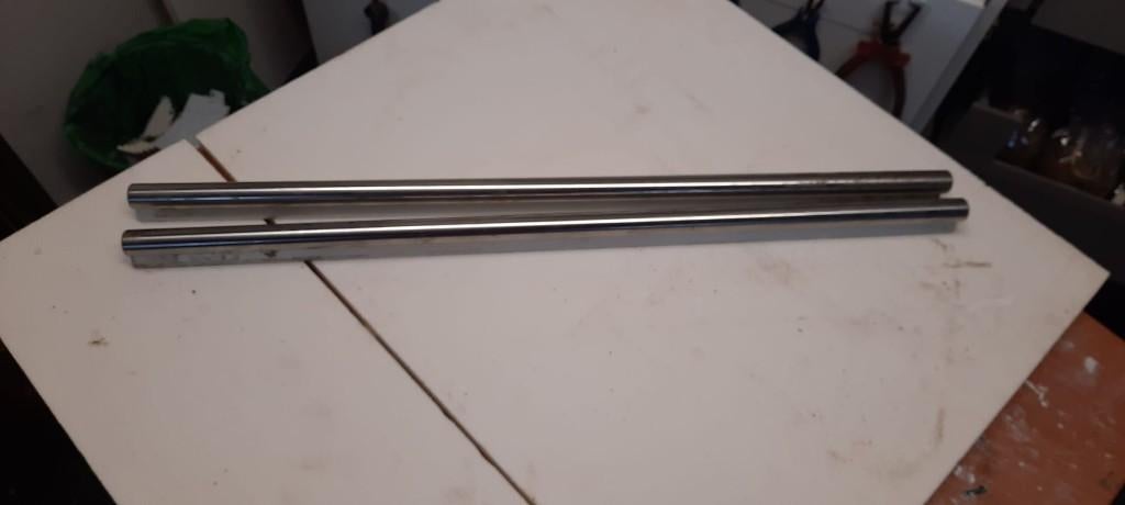 Tiges de guidage linéaires, Enlèvement, Comme neuf