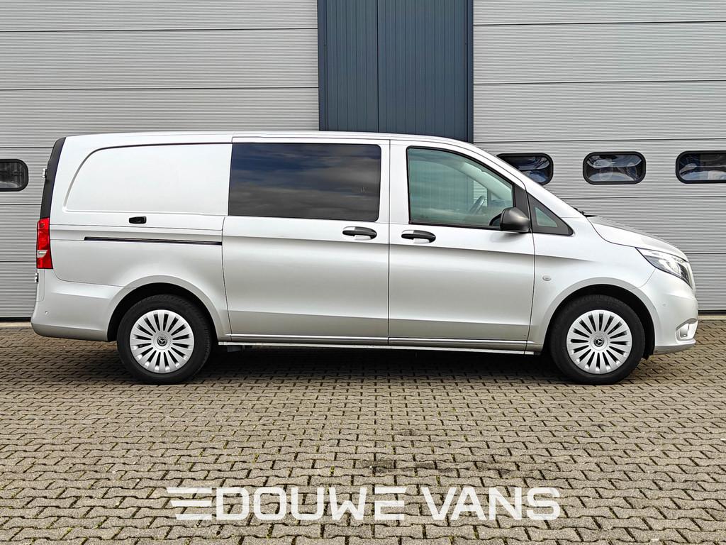 Mercedes-Benz Vito 119 L2 4MATIC Automaat LED 5 Pers. Stoelv, Autos, Camionnettes & Utilitaires, Argent ou Gris, Achat, Euro 6